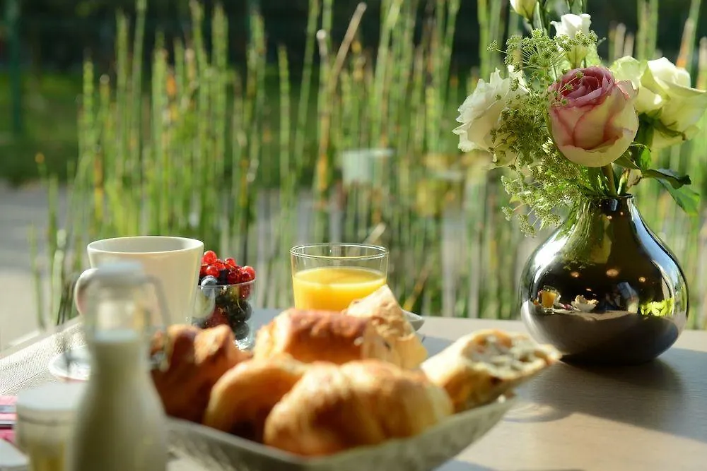Ibis Styles Rennes Cesson Hotel